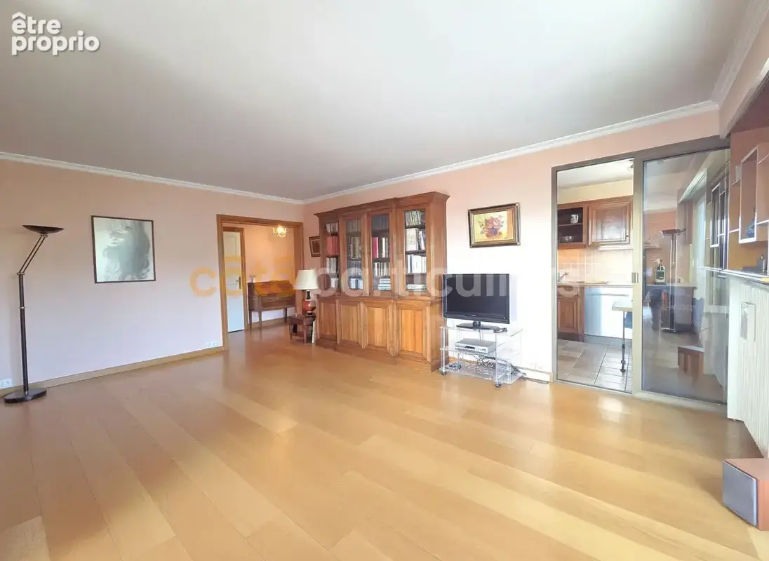 Appartement Saint Germain En Laye 5 pièce(s) 94 m2 - Dernier étage - Double Box - photo 12