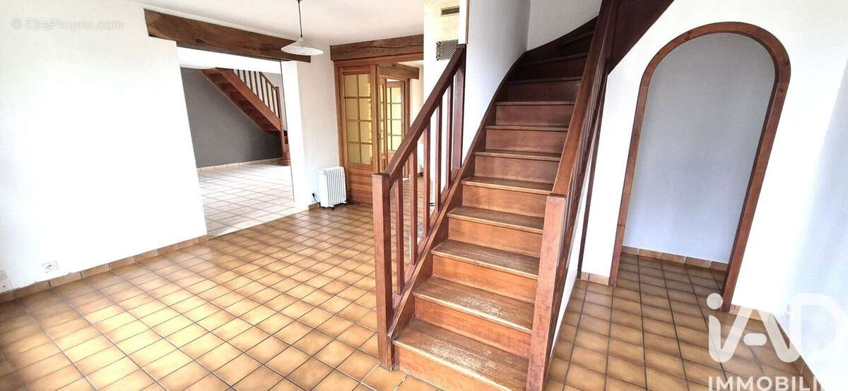 Maison 135 m² à Lachelle  - photo 7
