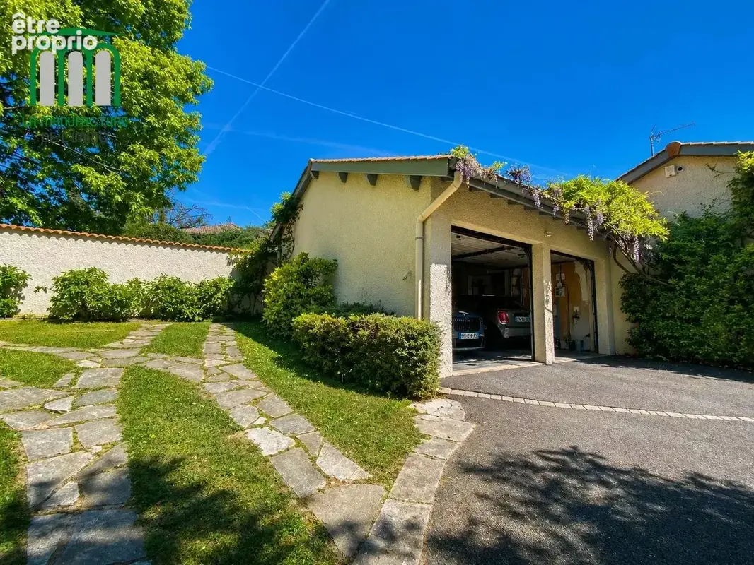 villa de 184m² avec piscine et dépendances / saint-galmier - photo 22