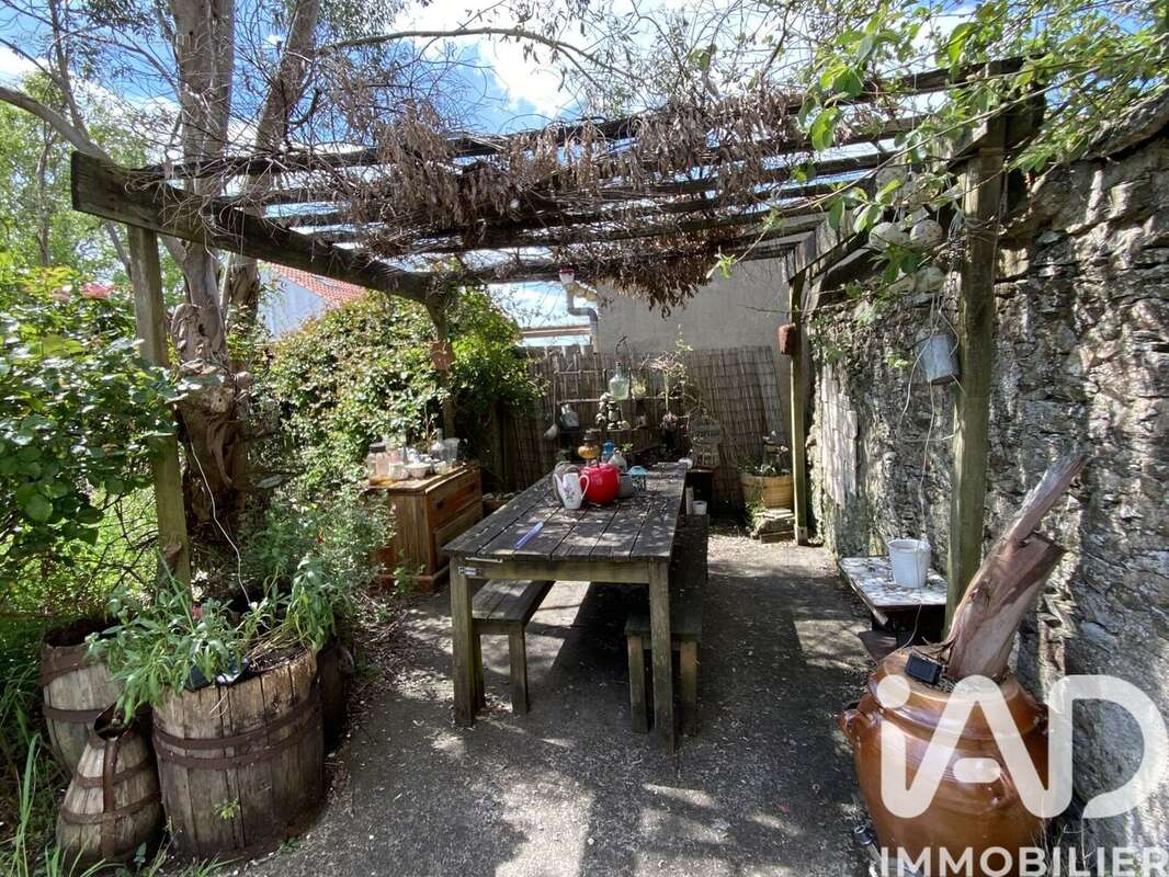 Photo 3 - Maison à MONNIERES