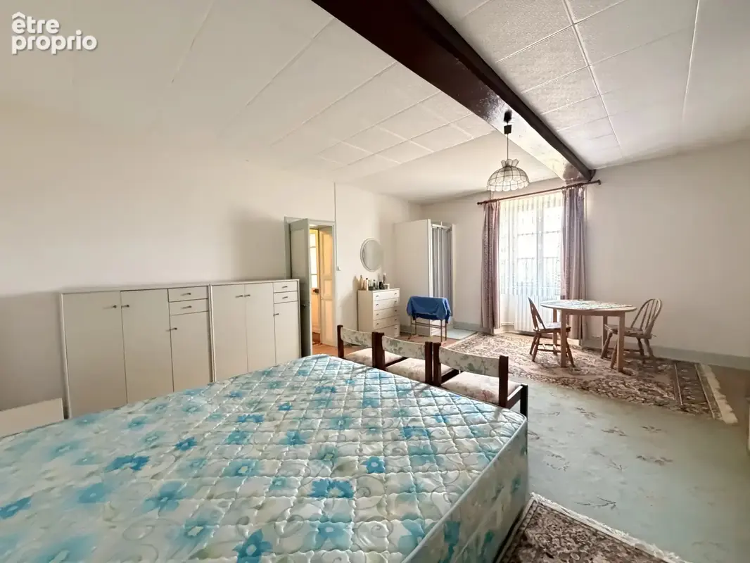 Maison en pierre pleine de potentiel à proximité d’Aigre et de Tusson - photo 10