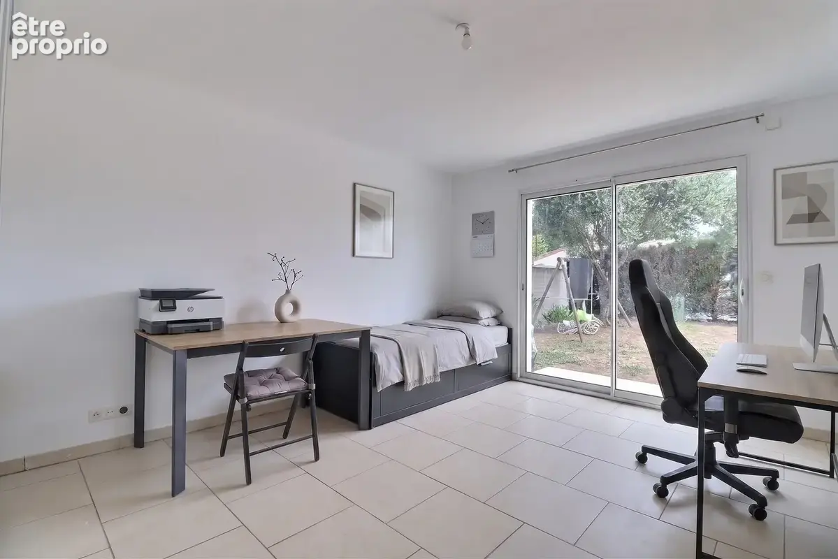 maison 5 pièces - 155 m² - Landiras - photo 7
