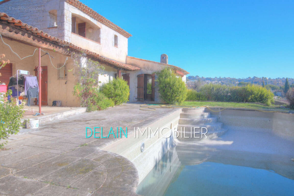 Maison à LA COLLE-SUR-LOUP