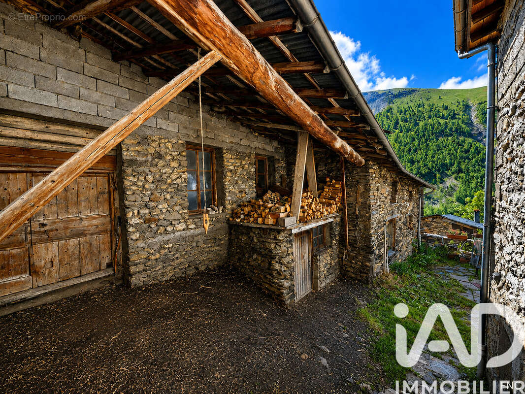 Photo 3 - Maison à BESSE