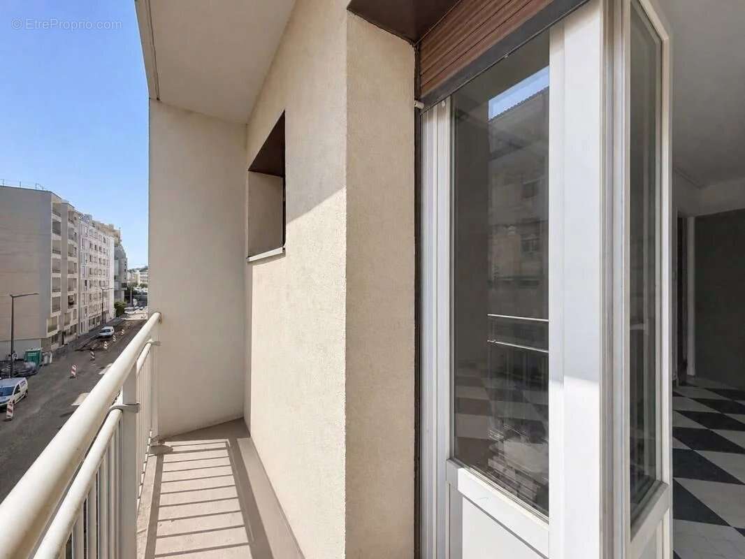 Appartement avec balcon et parking vendu loué - photo 8