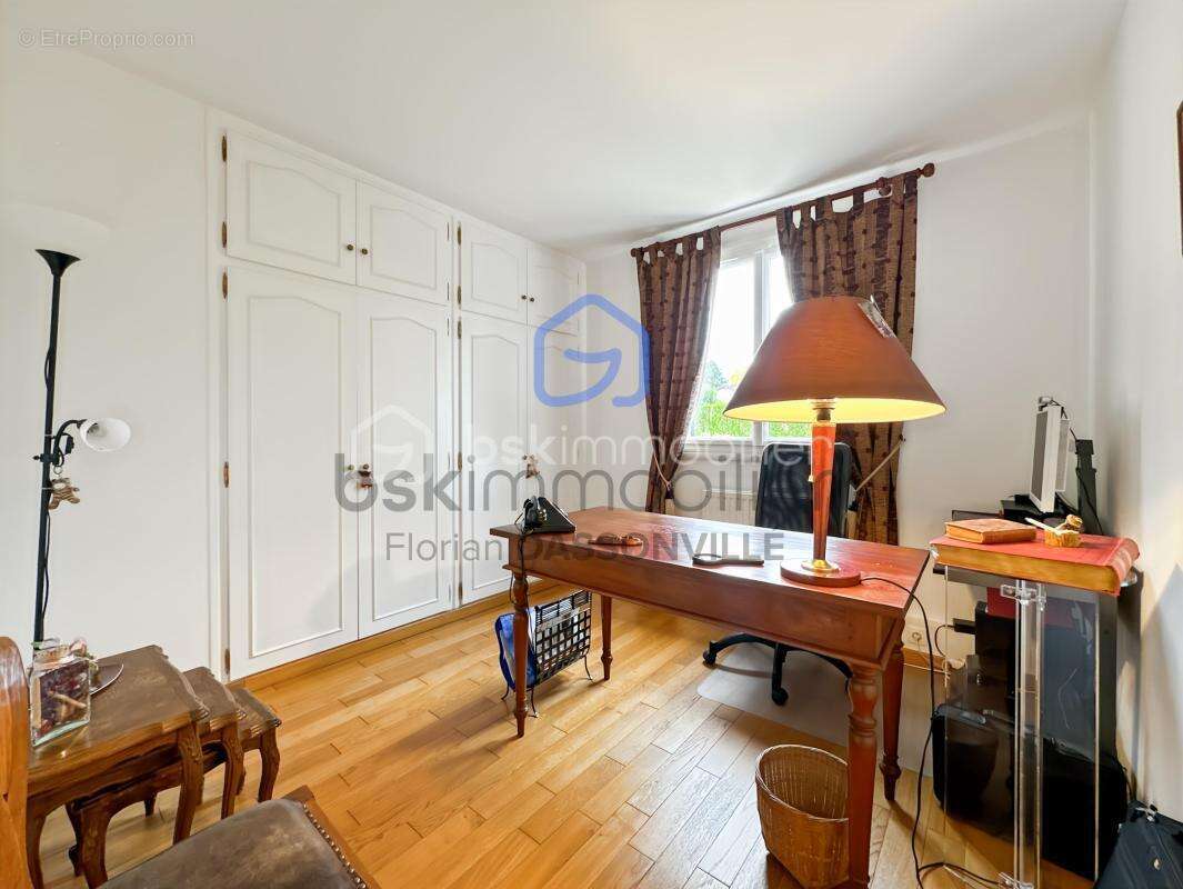 Maison PLAIN-PIED 120 m2 - 4 chambres - Terrain 586 m2 - Garage double - photo 8
