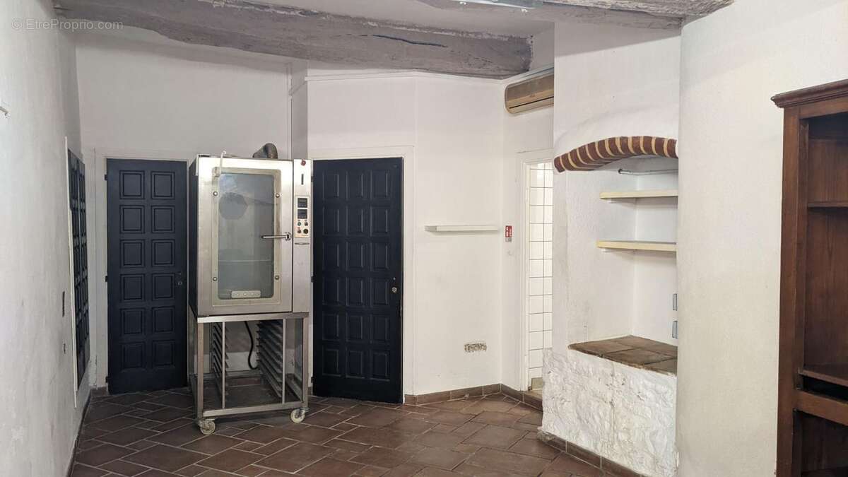 Commerce à BARGEMON