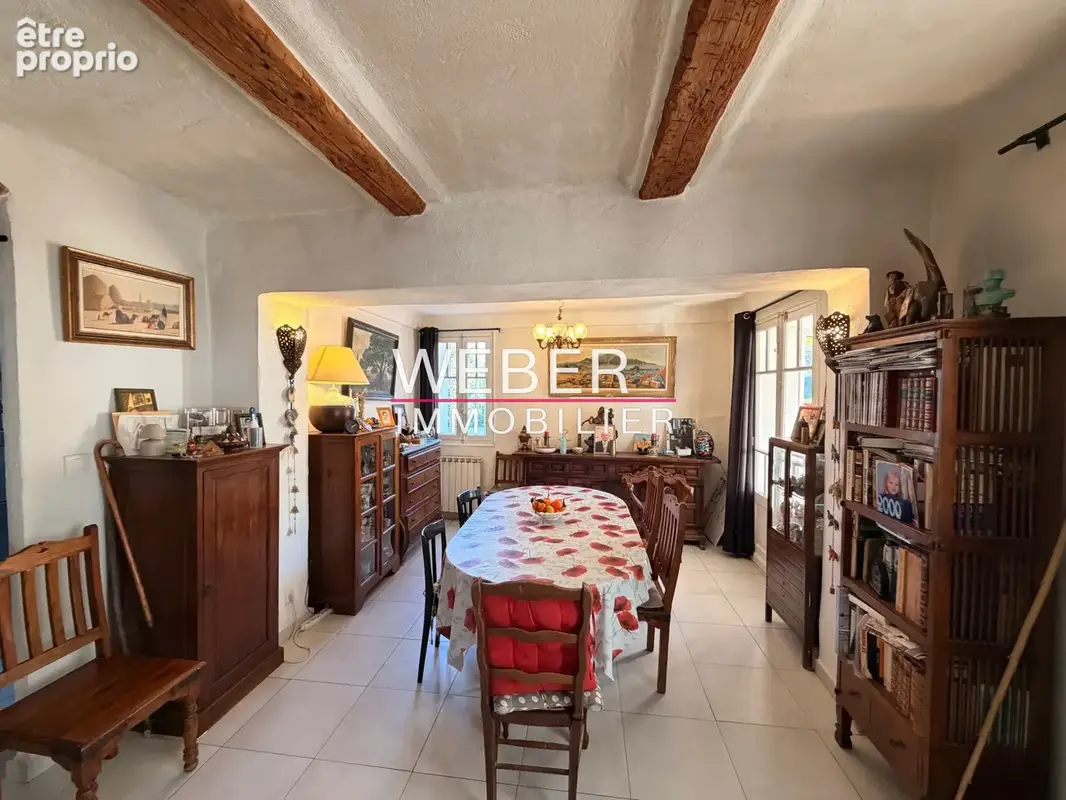 SANARY SUR MER PORTISSOL - Maison ancienne avec piscine - photo 4