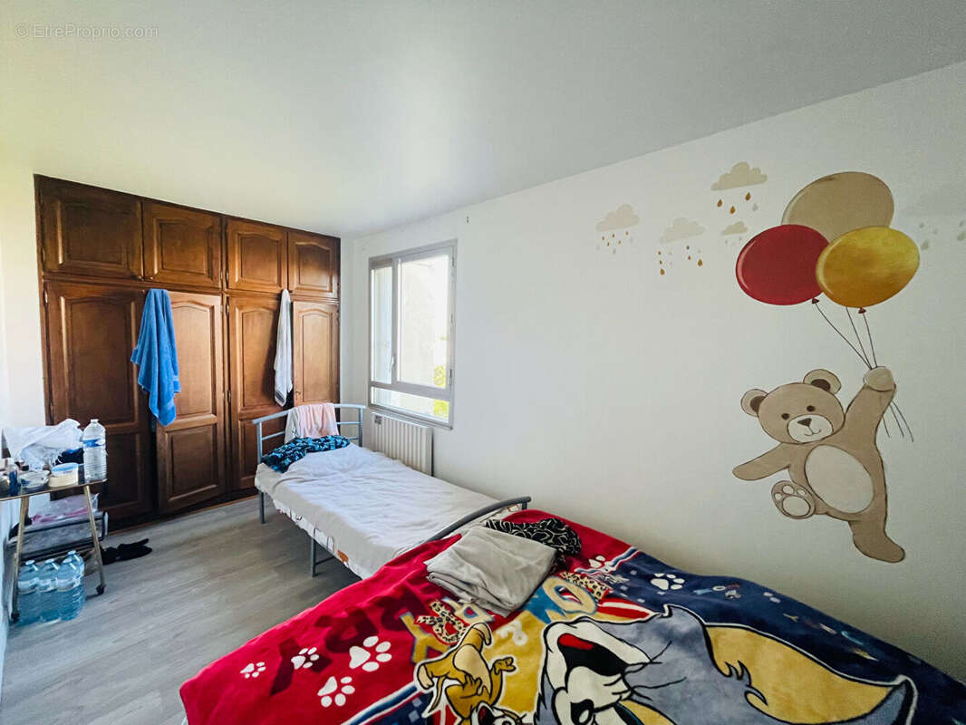 Appartement à SARTROUVILLE