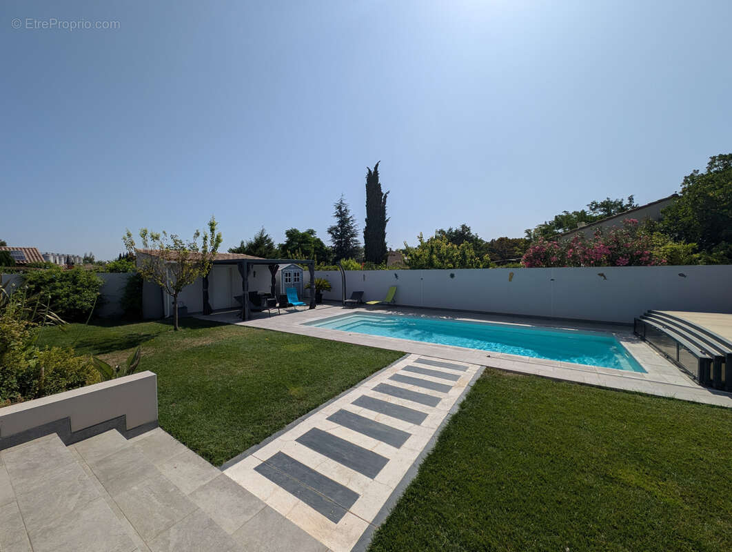 Magnifique villa plain pied avec piscine - photo 2