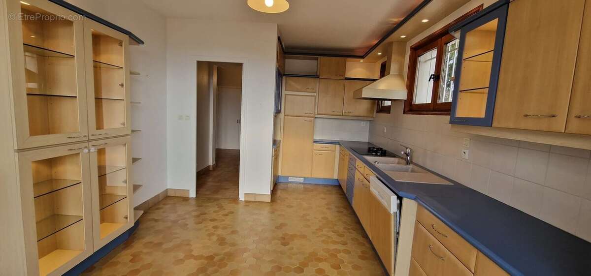 Maison à MOURS-SAINT-EUSEBE