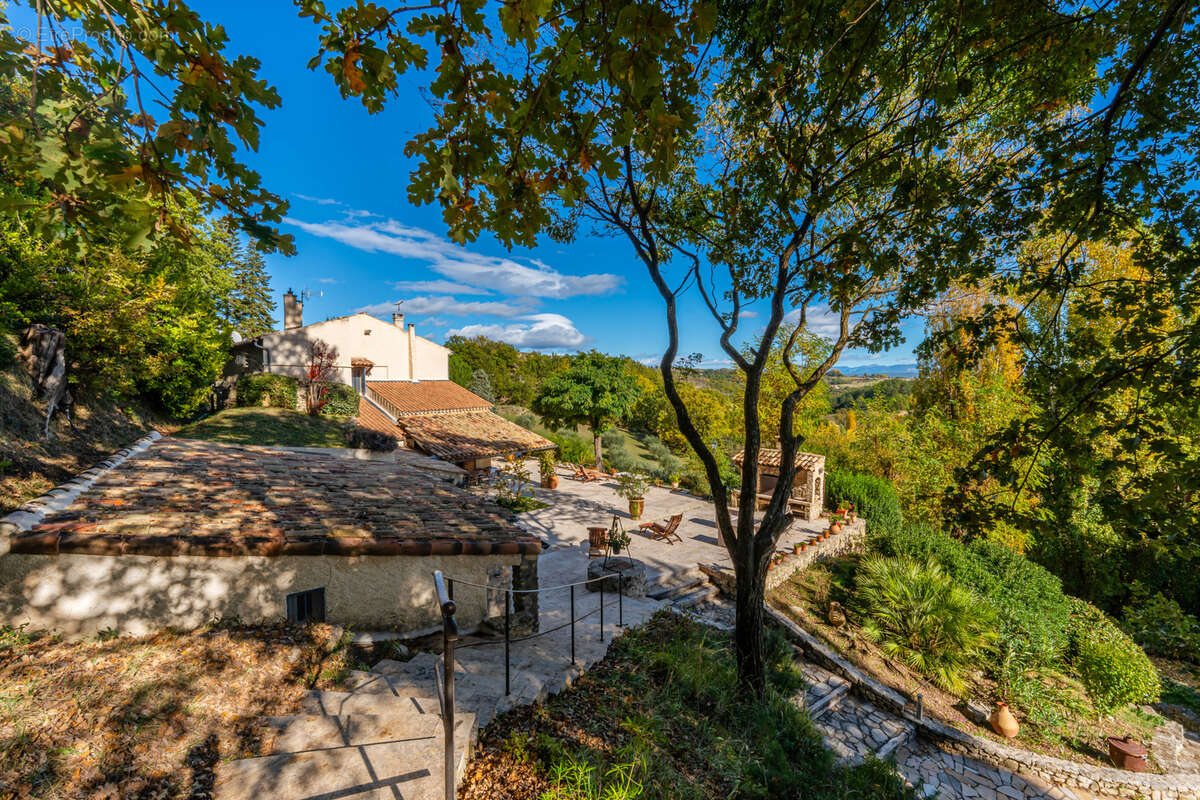 Maison à FORCALQUIER