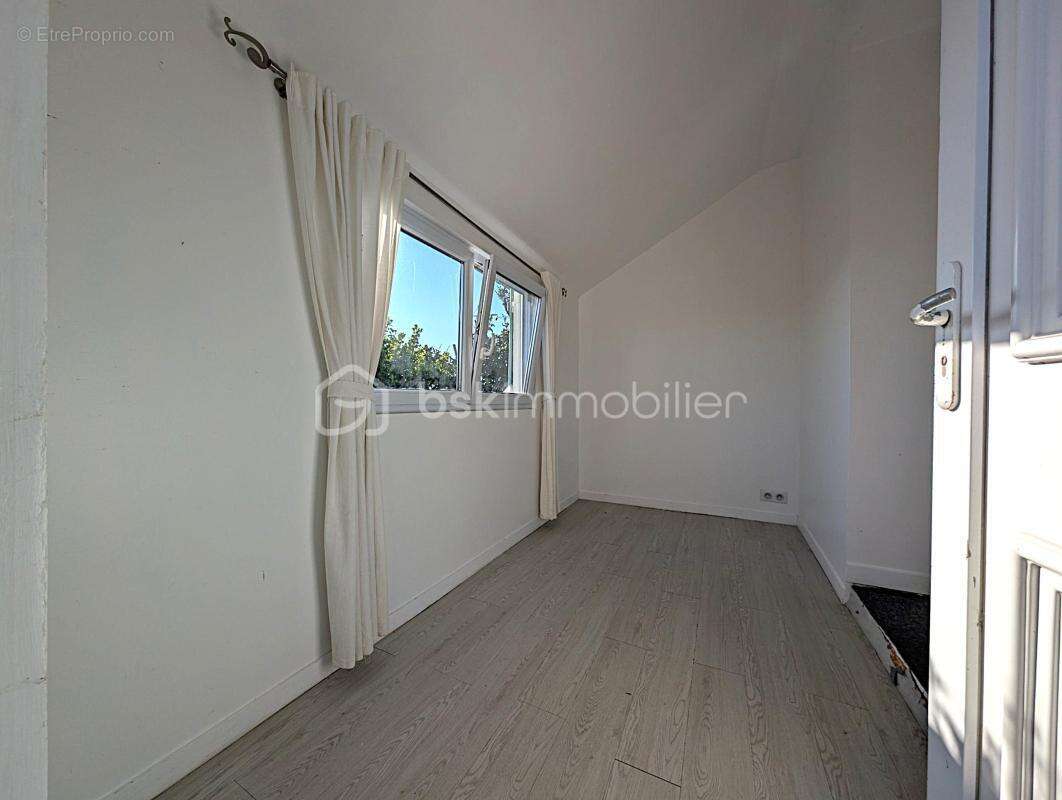 Maison en pierre face a la mer - 40.78m² - charme - barneville 50270 - photo 6