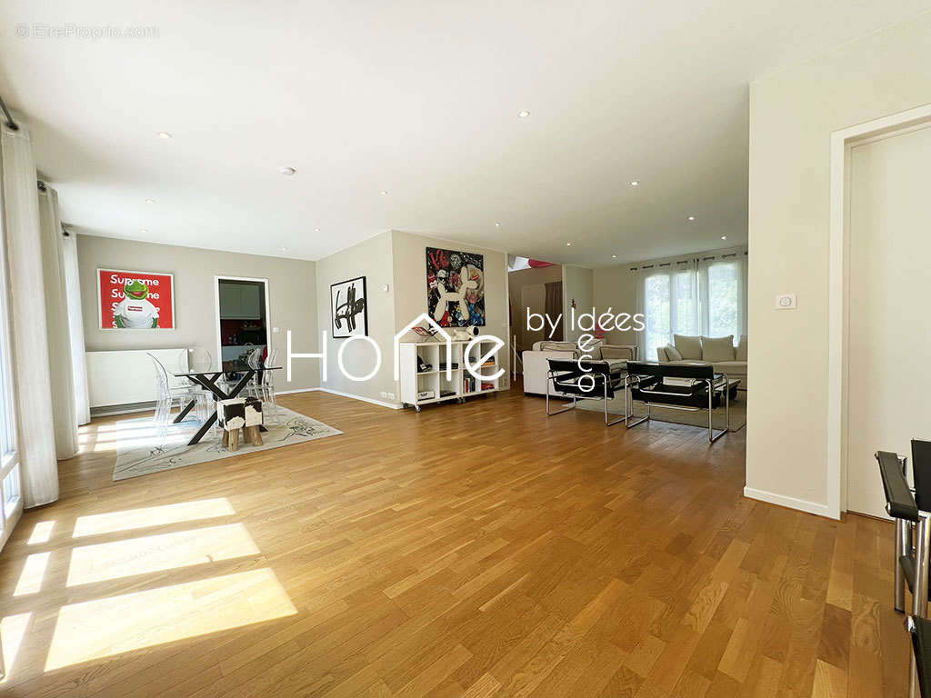 Maison 7 pièces 5 chambres, combles aménagés - photo 3