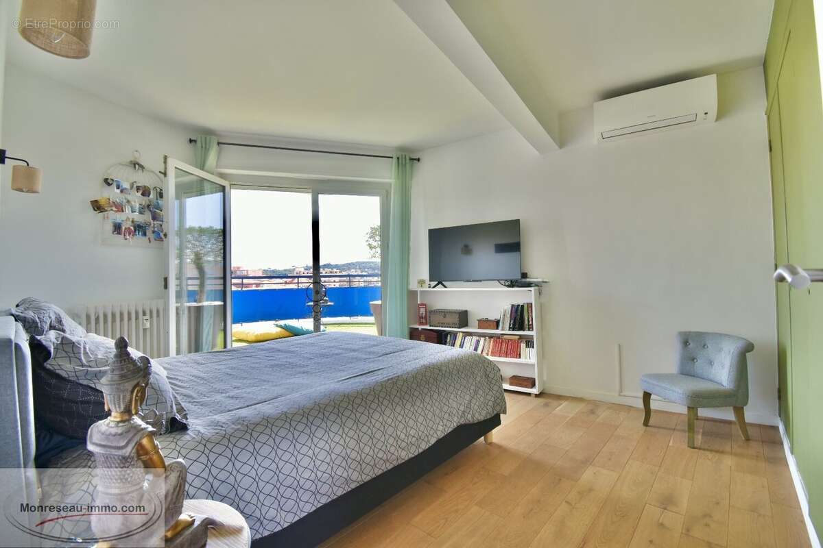 Appartement à LE CANNET