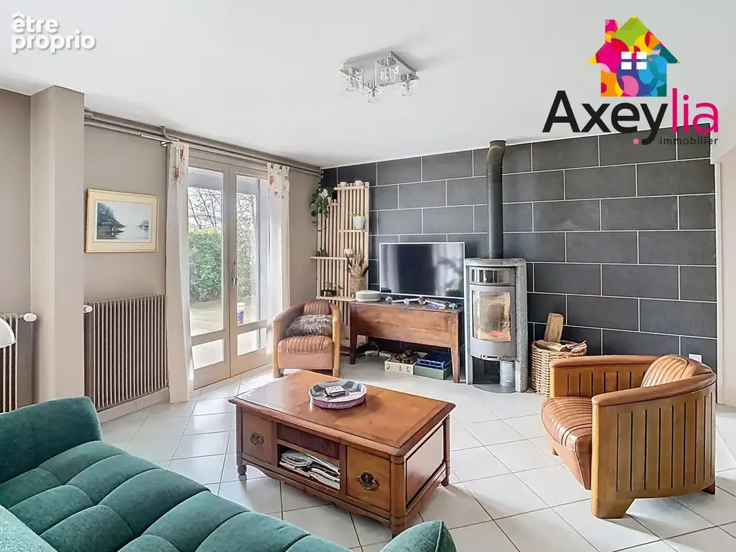 A vendre-saint-léger-sur-roanne- grande maison familiale avec piscine et dépendances - photo 7