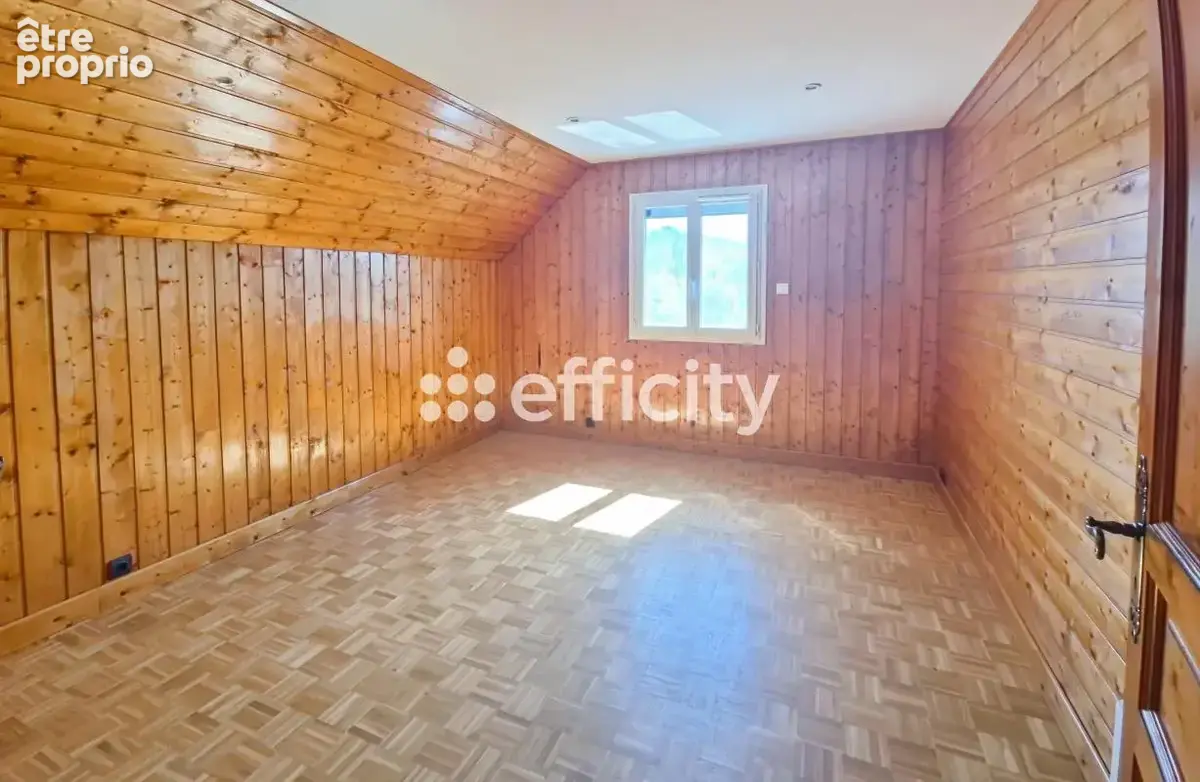 Maison 193 m² à La Chatre  - photo 15