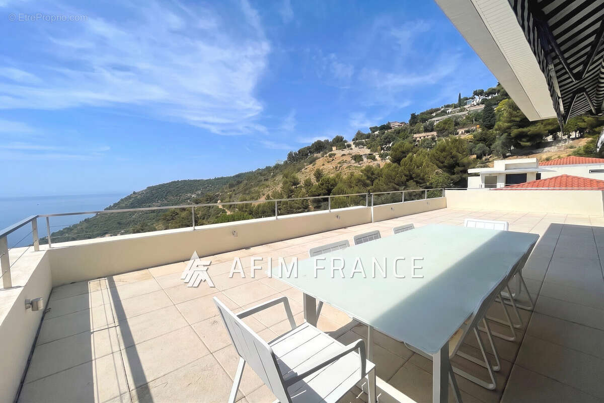Appartement à EZE