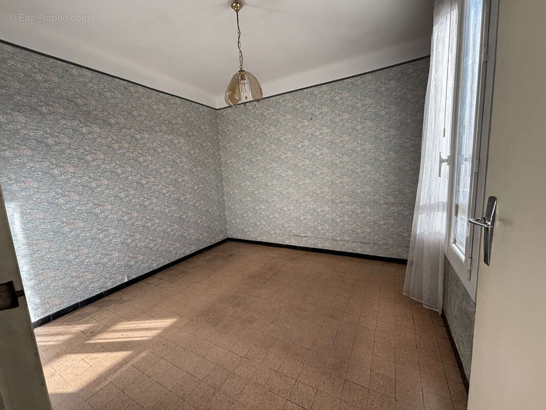 Appartement à MARSEILLE-15E