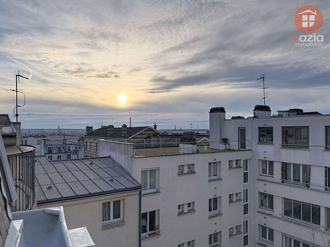 Appartement à PARIS-18E