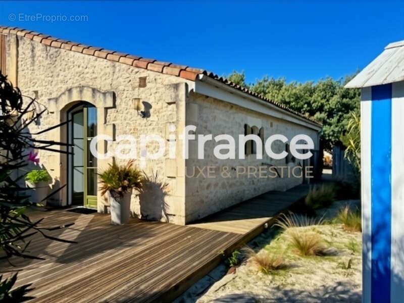 Maison à BRAUD-ET-SAINT-LOUIS