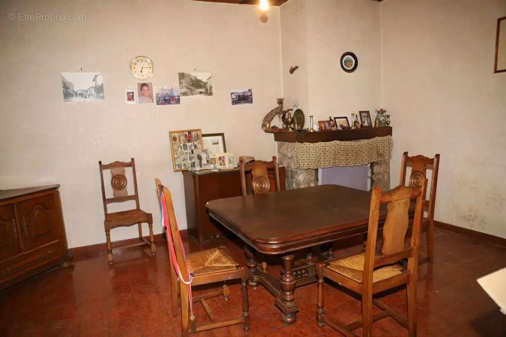 Maison à PAILHES