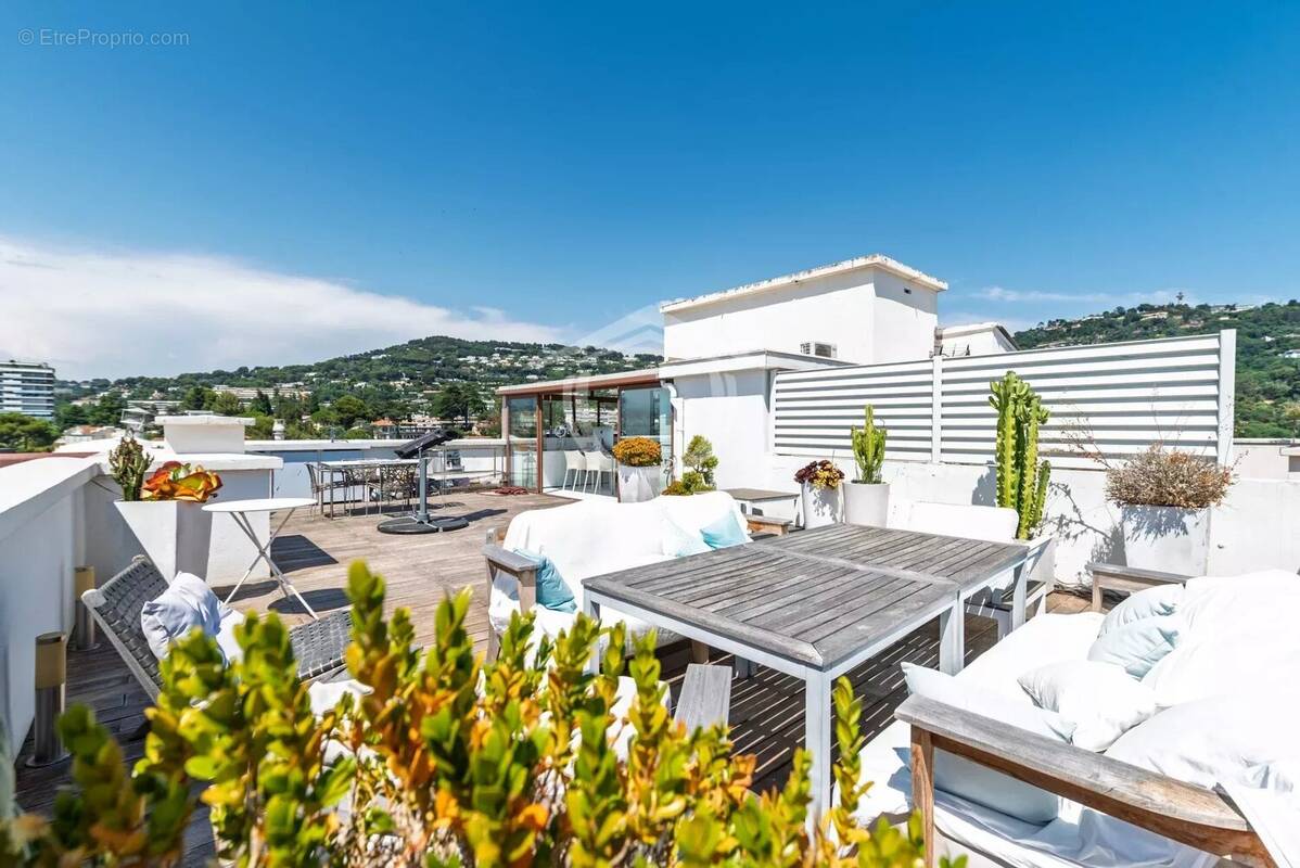 Appartement à CANNES