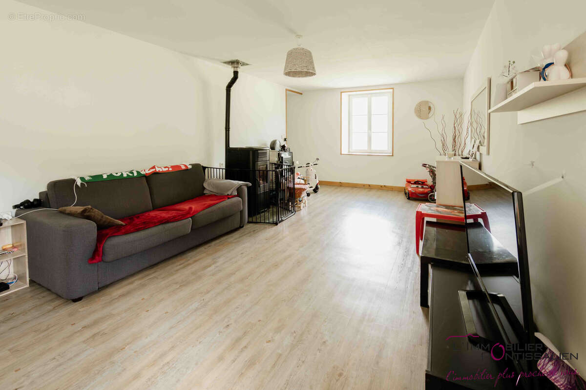 Appartement à JOUGNE