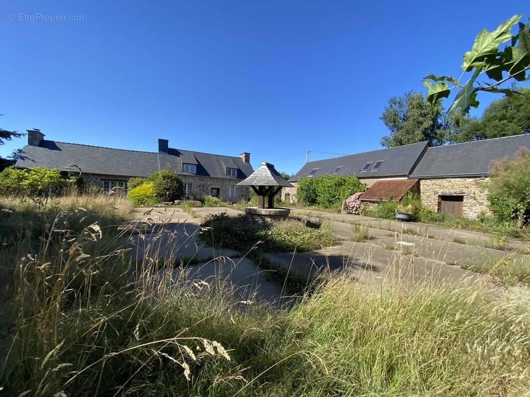 Maison à QUEMPER-GUEZENNEC