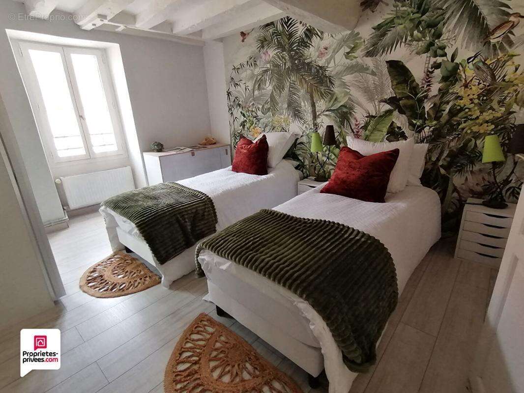 (95450) AVERNES - Maison de village 8 pièce(s) 225 m2, 5 chambres, jardin - photo 10