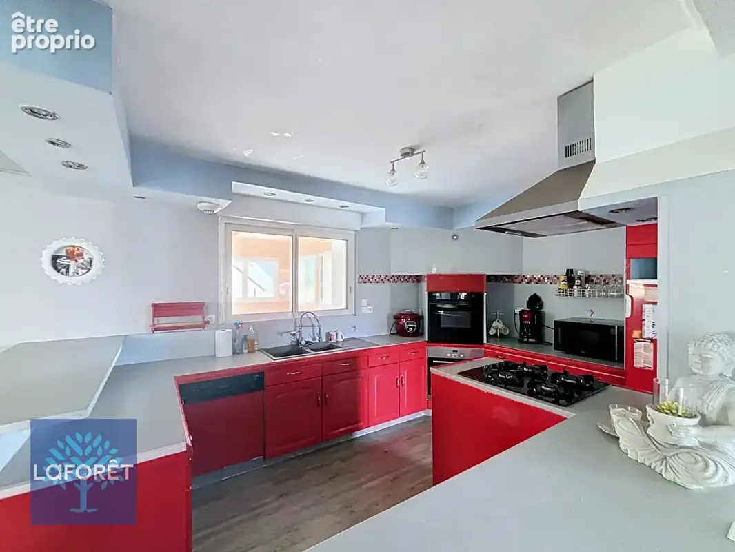 Maison Fougerolles Du Plessis  6 pièce(s) 205 m2 - photo 6