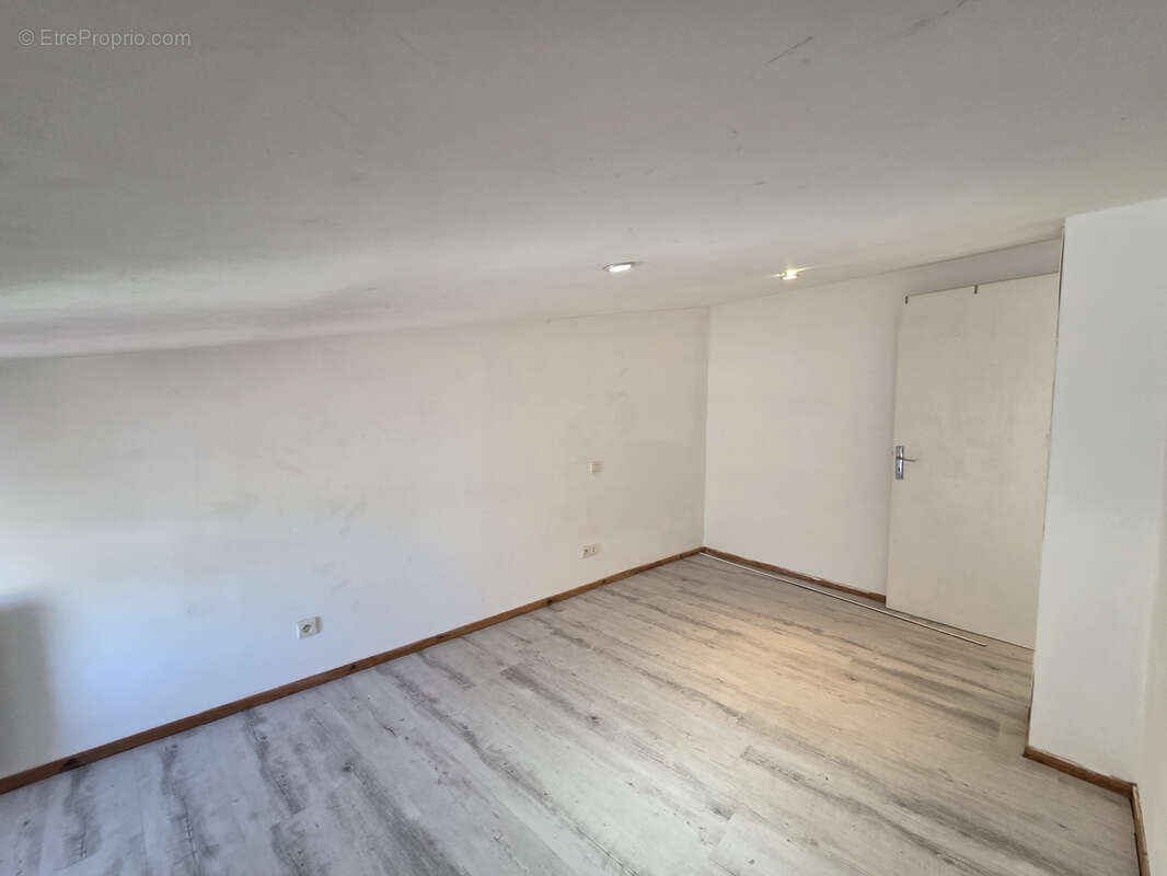 Maison à CHATEAUNEUF-SUR-CHARENTE