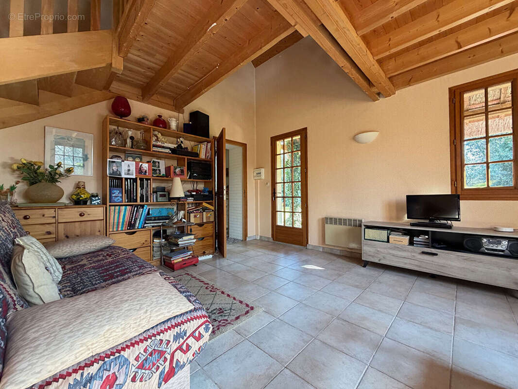 Maison à LE VAL-DAVID