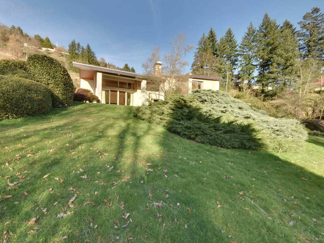 Maison à LE CHEYLARD