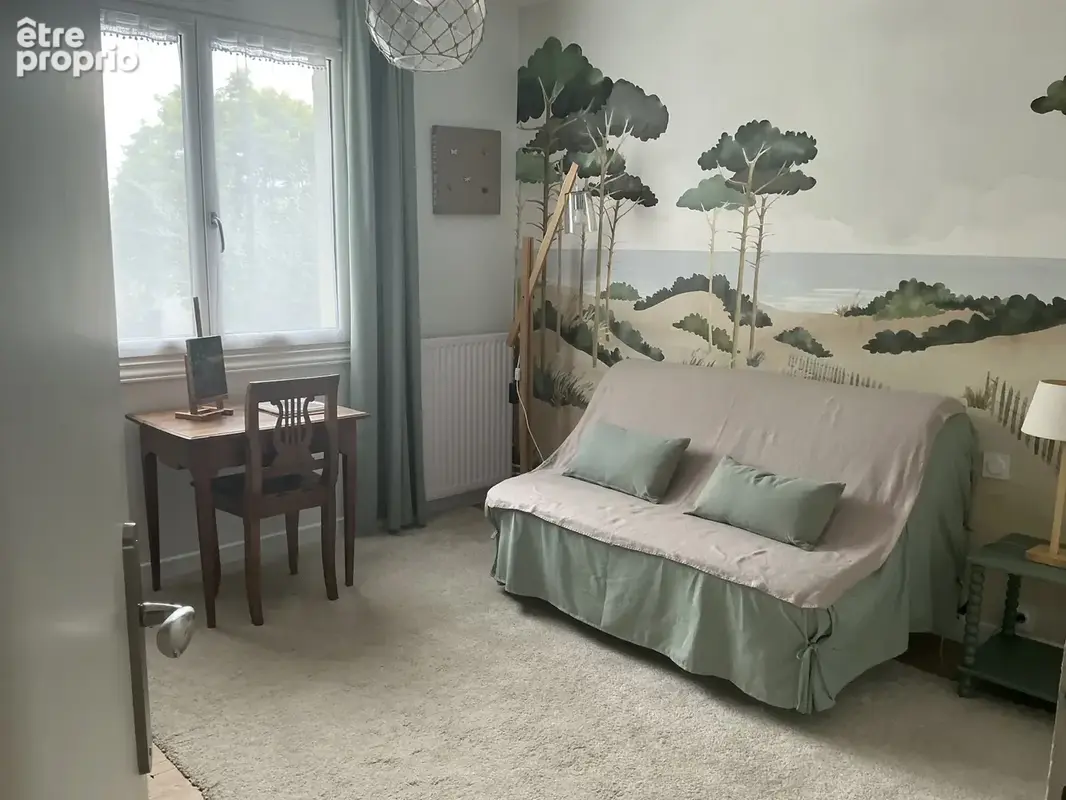 Maison offrant de belles prestations dans un cadre verdoyant et calme - photo 14
