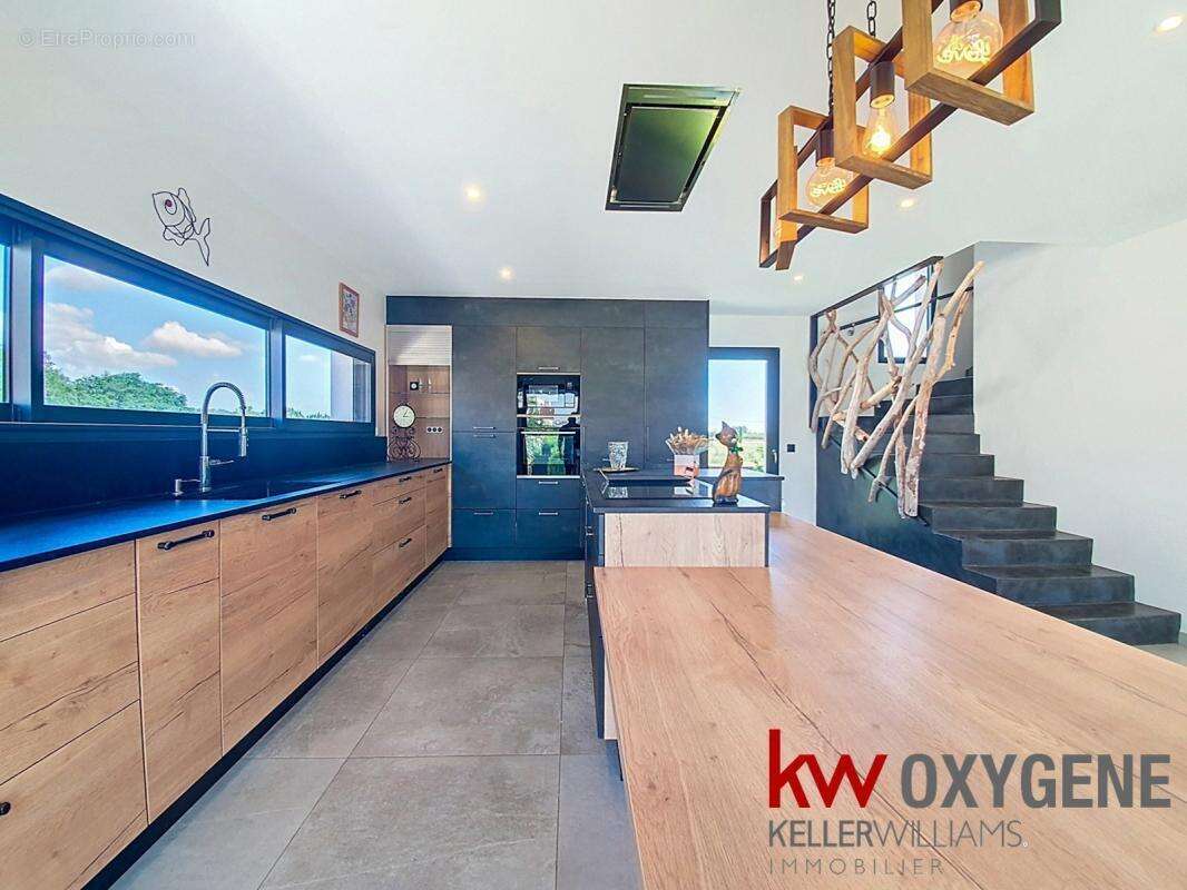 Maison à VILLELONGUE-DE-LA-SALANQUE