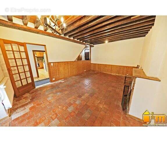 Maison à BAZOCHES-LES-GALLERANDES