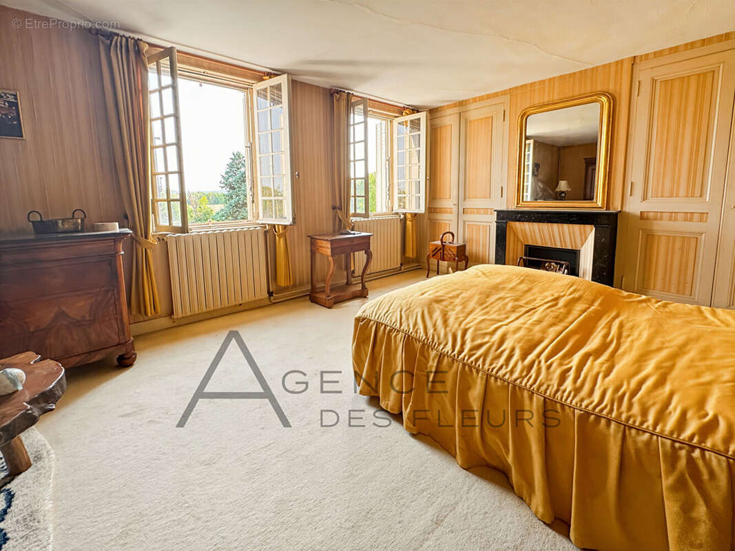 Maison à TOURVILLE-LA-RIVIERE