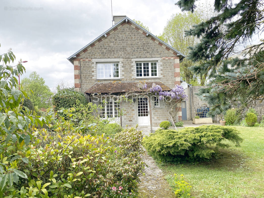 Maison à LA FERTE-MACE