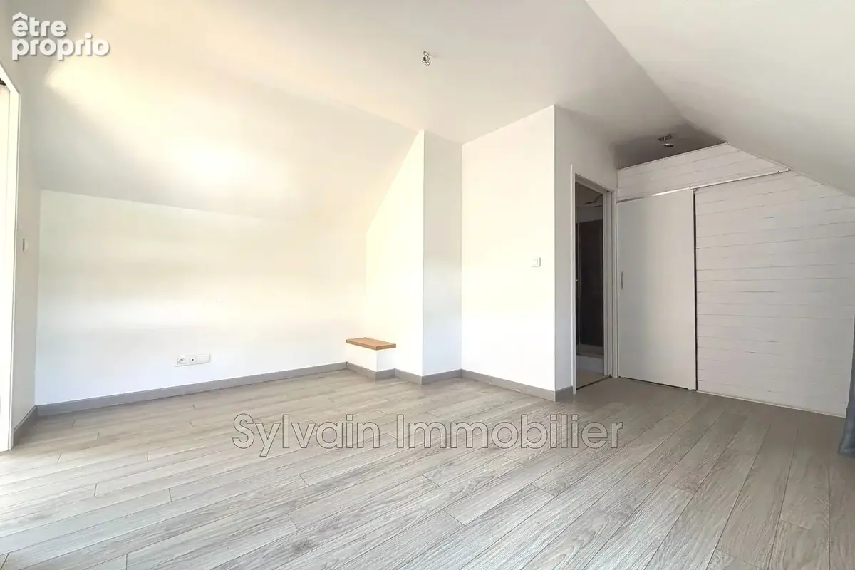 Maison 5 pièces 119 m² à vendre à Marseille-En-Beauvaisis (60690) - photo 8