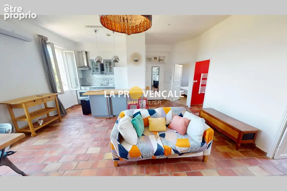 Appartement 3 pièces 63 m² à vendre à Pourrieres (83910) - photo 2