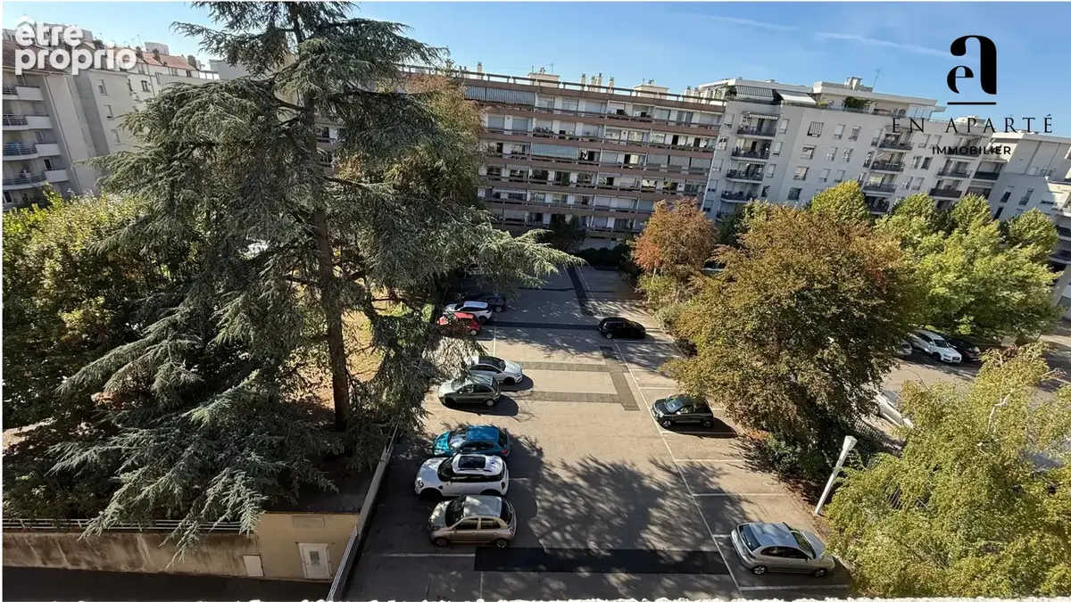 Grand appartement T3 très lumineux au dernier étage, traversant Est/Ouest - photo 4
