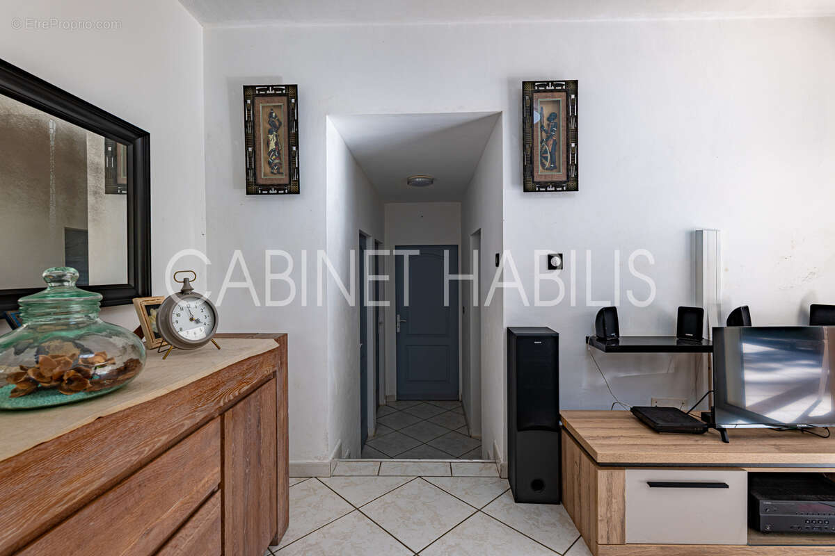 A vendre -  villa f6 de 206.45 m2 environ - saint joseph - 455 000 € - photo 10