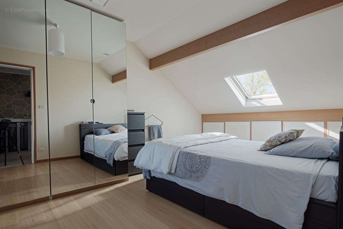 Maison à CLAYE-SOUILLY