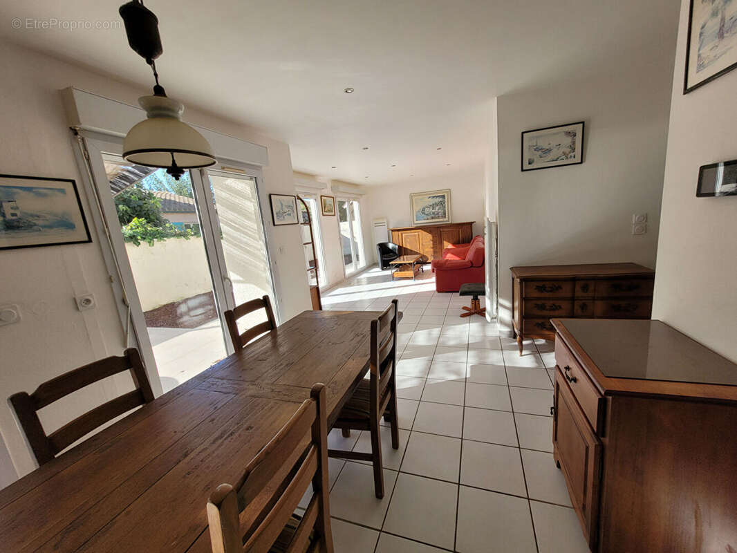 Maison à CANET-EN-ROUSSILLON