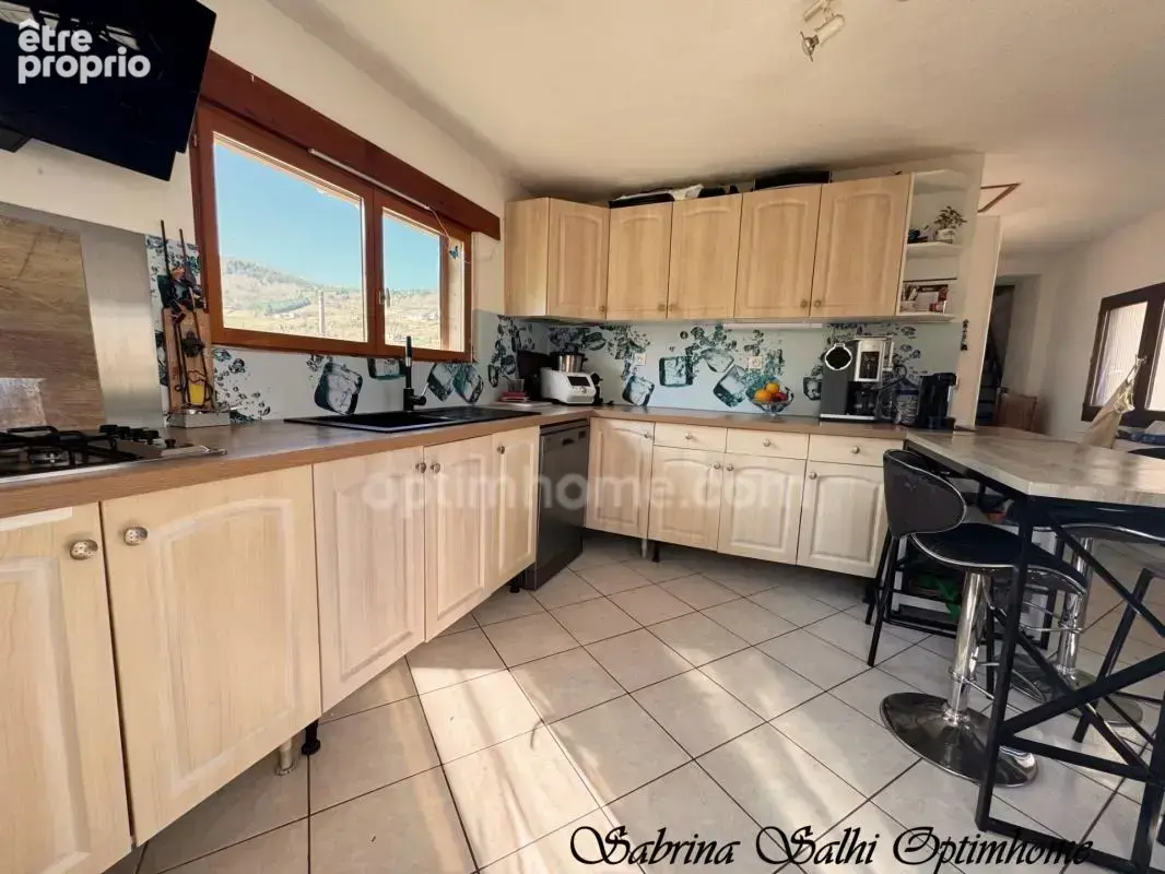 Maison de caractère atypique – 7 pièces avec Terrain  Quincié-en-Beaujolais 69430 - photo 5