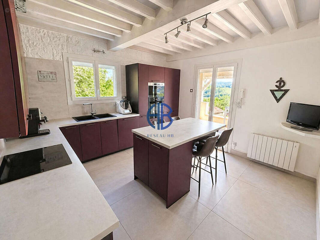 Maison à CESSIEU