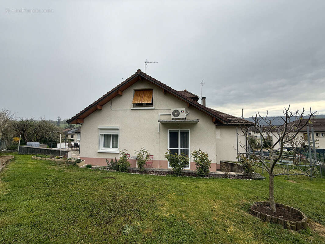 Maison à LONS-LE-SAUNIER