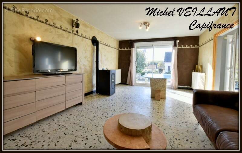 Maison à DORNES
