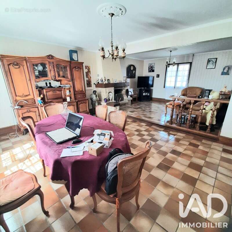 Maison 180 m² à Callac  - photo 3